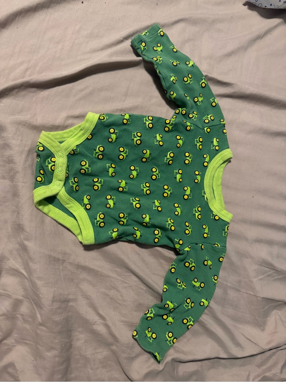 John Deere Green & Lime Tractor Print Long-Sleeve Bodysuit